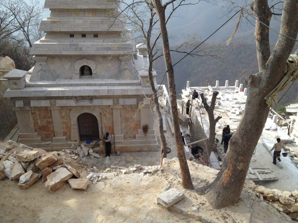 pagoda means the grave in Sanskrit